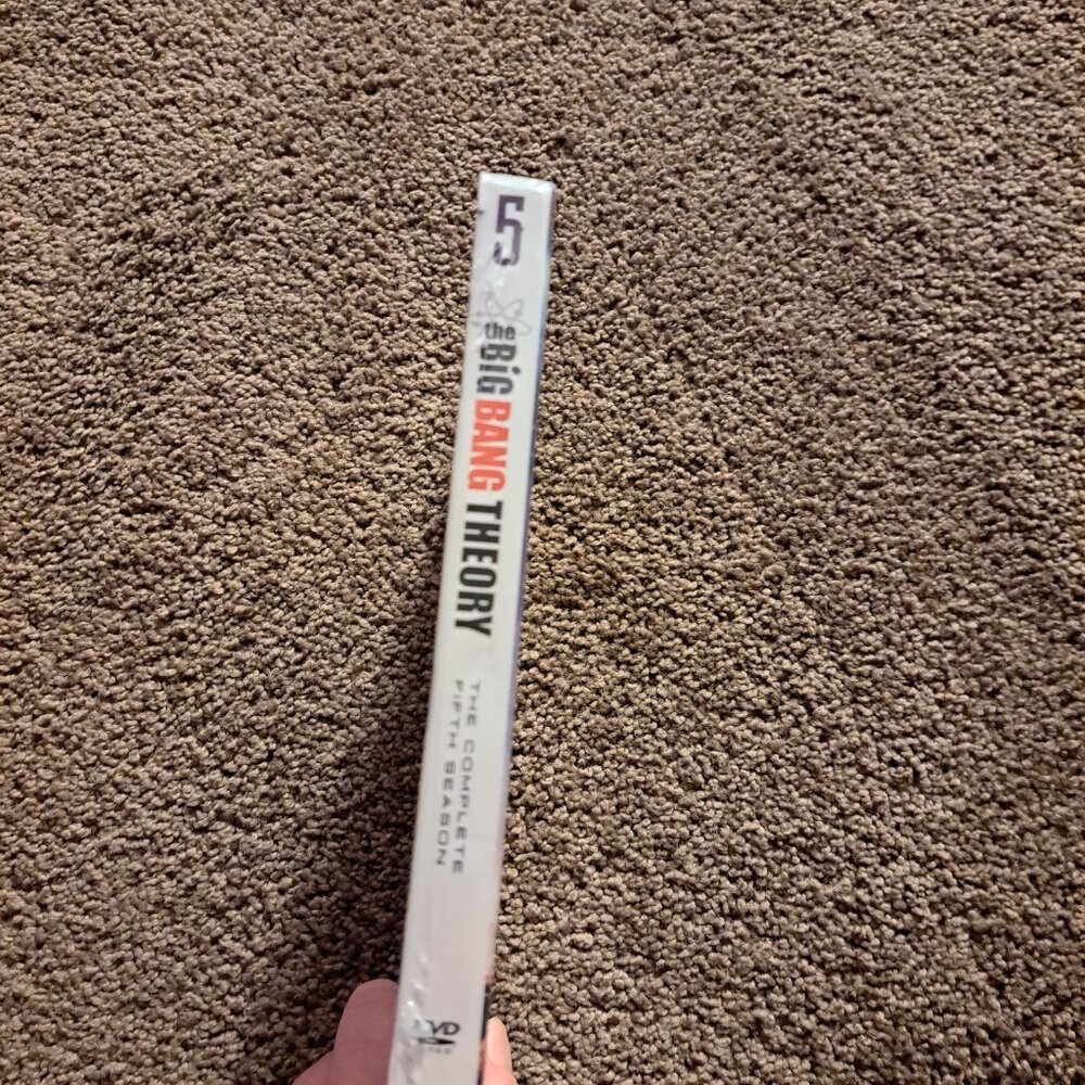 NWT Warner Bros The Big Bang Theory The Complete 5th Season - Picture 2 of 4